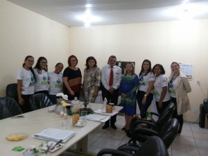 Equipe administrativa da AGA recebe a comissão avaliadora