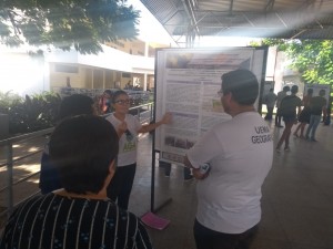 APRESENTAÇÃO NO I ENCONTRO DE PRÁTICAS DE ENSINO DE GEOGRAFIA E III COLÓQUIO DE DESENVOLVIMENTO LOCAL E SUSTENTABILIDADE: NOVAS ABORDAGENS, VELHOS DILEMAS