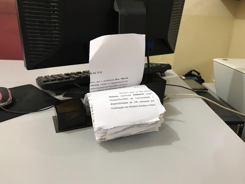 Bloquinhos de papel disponíveis nos departamentos