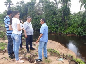 Membros da Empresa Junior na visita 