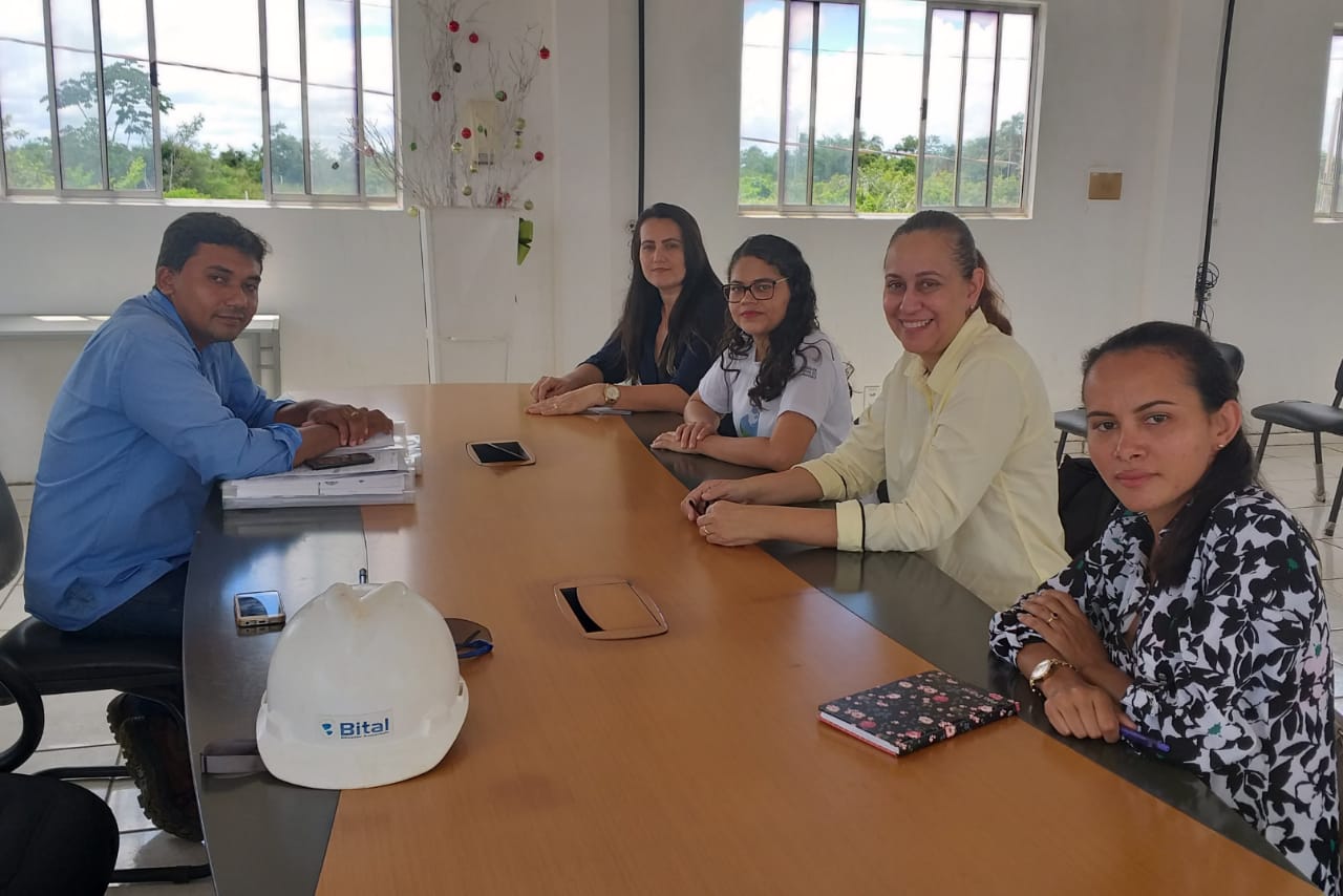 AGA e PROINFRA visitam as instalações da empresa que destina os resíduos da UEMA