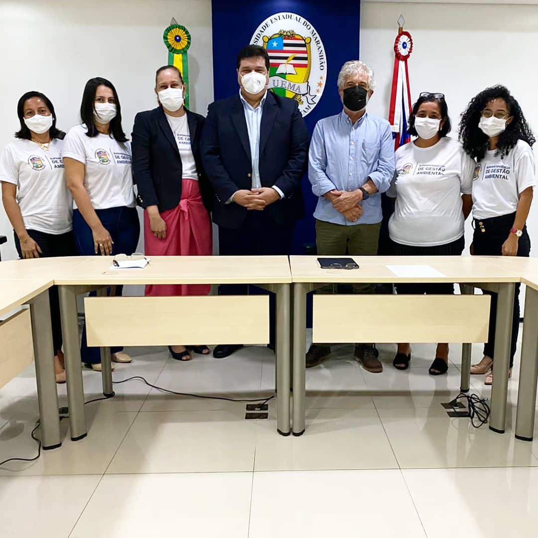 Reunião de alinhamento entre Reitoria e AGA